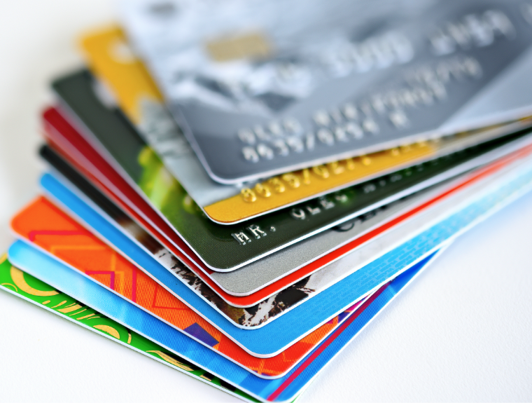 信用卡和网贷同时逾期，应该先还哪个？